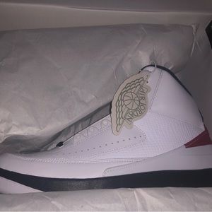 Jordan 2 2022 authentic DS MAKE OFFER